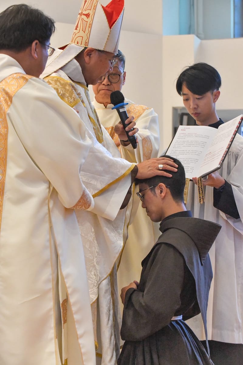 2025年7月1日 李皓朗方濟兄弟 舉行宣發隆重聖願。