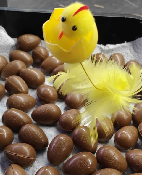 gevulde paaseitjes 42€/kg