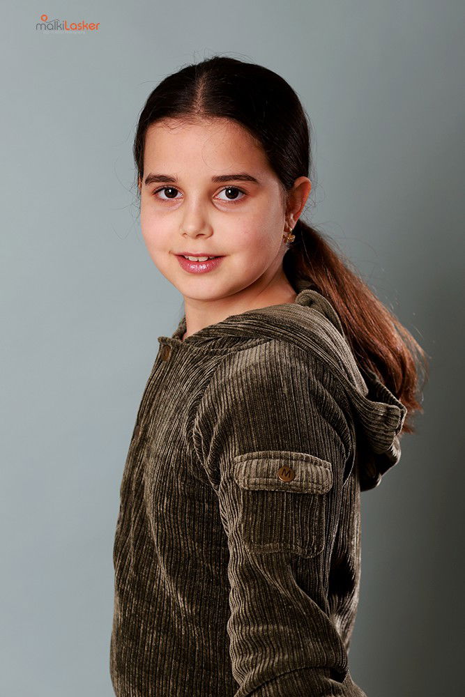 אוטוטו הילדה הופכת לנערה, וזו ההזדמנות להתפנק בסט תמונות לחגיגה, לה, או לכל המשפחה.