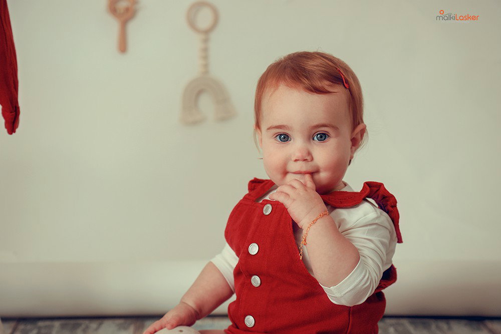 What an amazing age for photos! First birthday - how could you not, a celebration?! Recommended with cake.