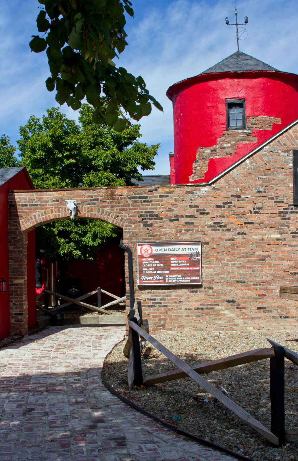 <<<<<<<<<<<<>>>>>>>>>>>>