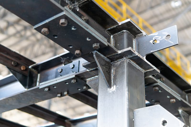 MONTAJE Y SOLDADURA DE ESTRUCTURAS Y MAQUINARIA POR MIG Y TIG EN MATERIALES INOX, ACEROS, ALUMINIO