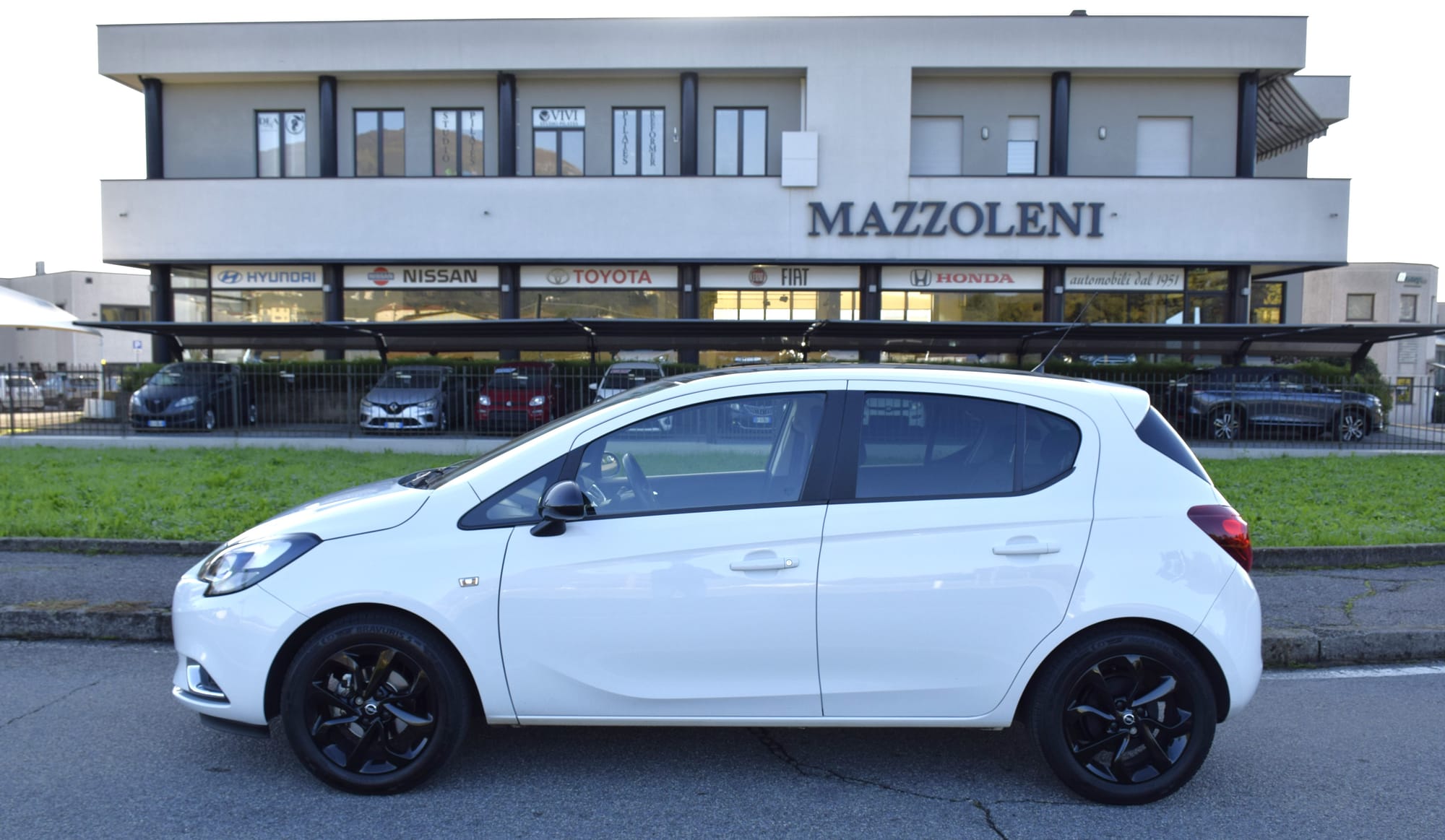 Opel Corsa 5p 1.4 b-Color Gpl 90cv - Ok. neopatentati