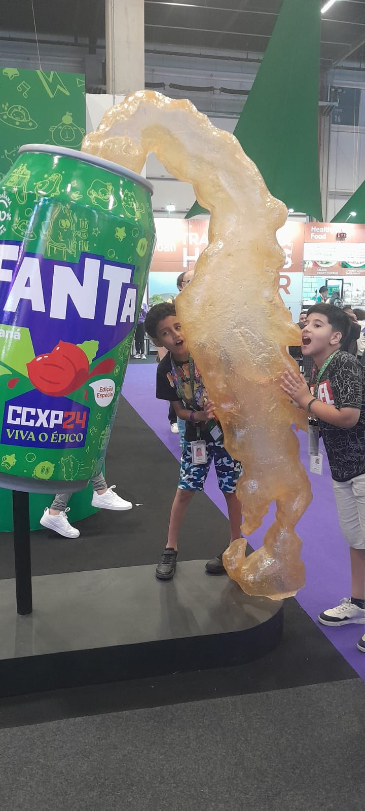 Cenografia praça de alimentação e pontos de hidratação