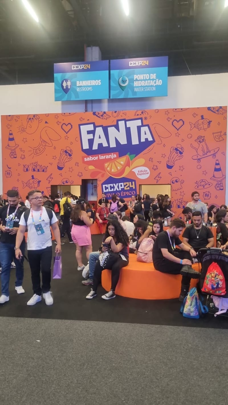 Cenografia praça de alimentação e pontos de hidratação