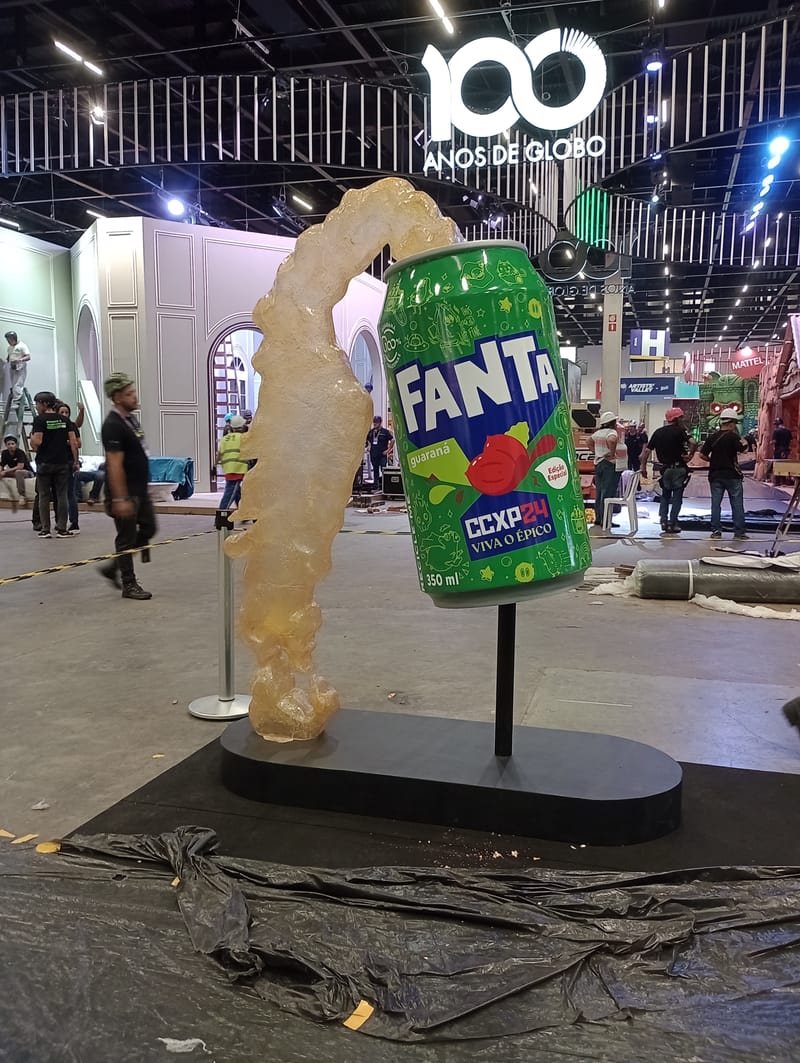 Cenografia praça de alimentação e pontos de hidratação