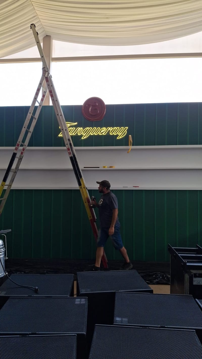 Reveillon da Baleia - Corona e Tanqueray