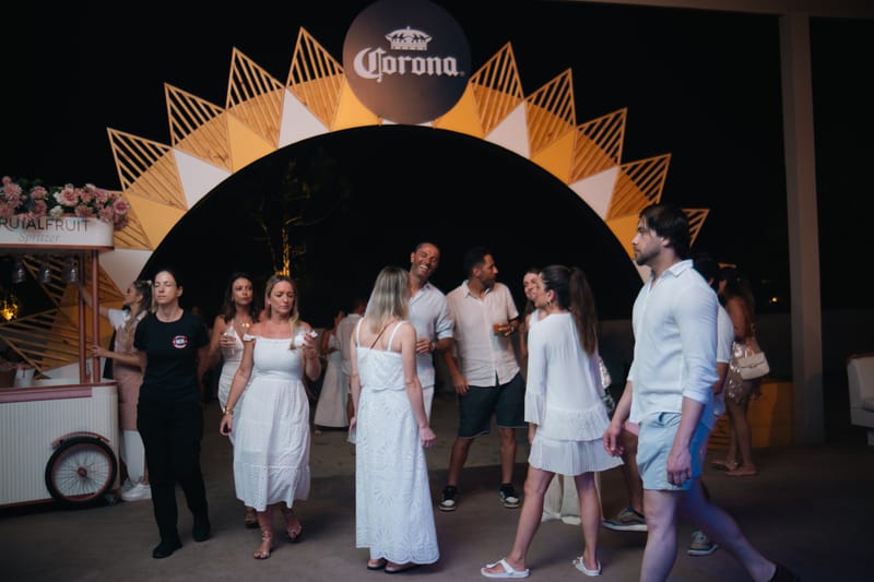 Reveillon da Baleia - Corona e Tanqueray