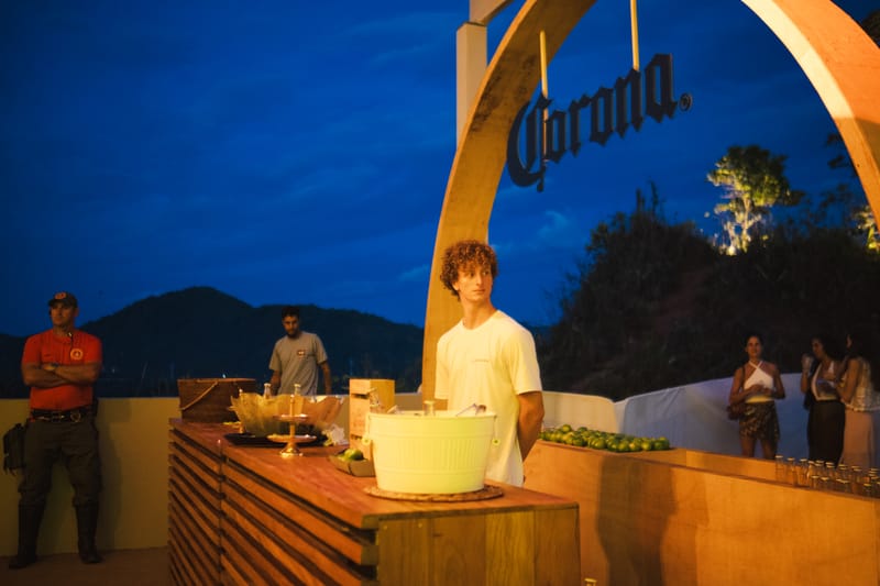 Reveillon da Baleia - Corona e Tanqueray