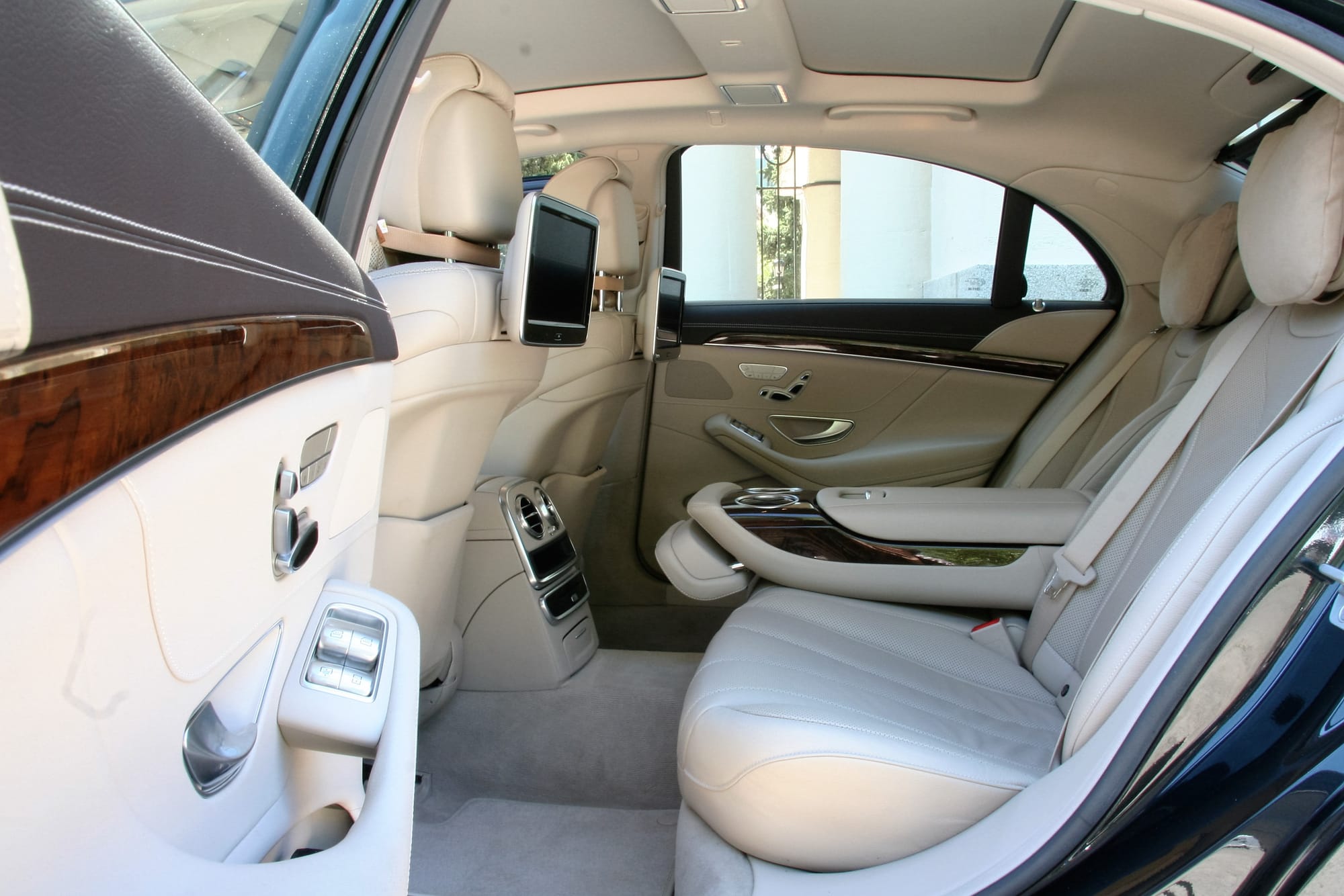 Elevate Your Corporate Mobility in Madrid