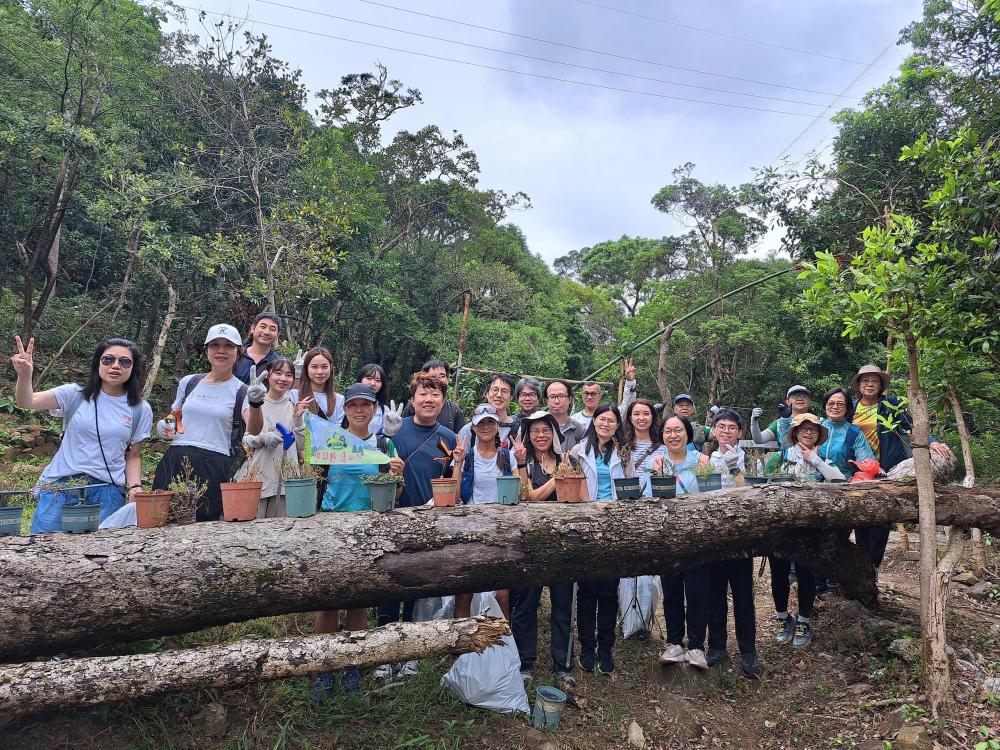 牛津大學出版社與清徑先鋒機構合作清徑活動(7/11/2025)