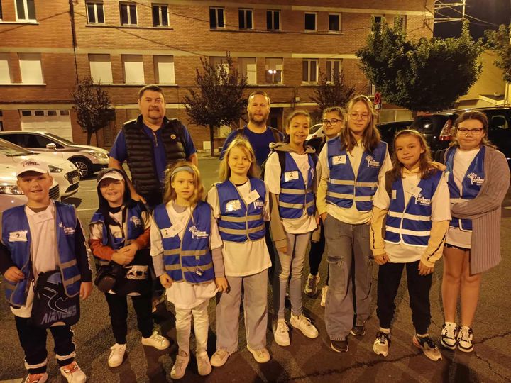 En collaboration avec l'association "la chance aux enfants" et la ville de Courrières, nous avons pu assister aux épreuves d'athlétisme paralympiques au stade de France !