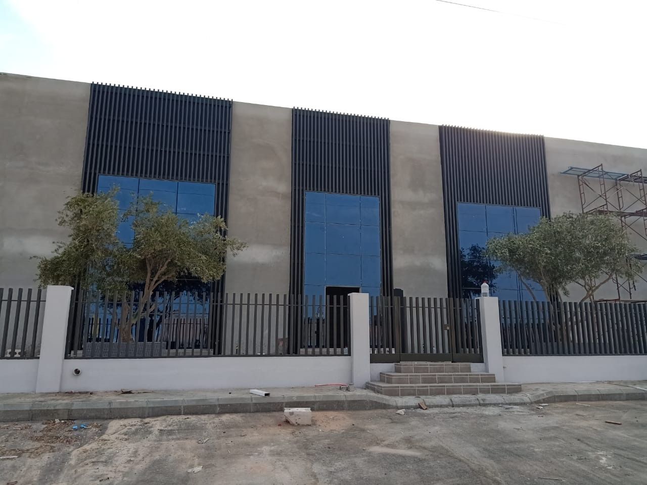 زجاج استركشر – تركيب واجهات زجاج حديثة بالرياض