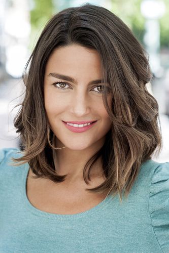 Effortless Chic: Peinados que te harán lucir relajada y elegante sin esfuerzo