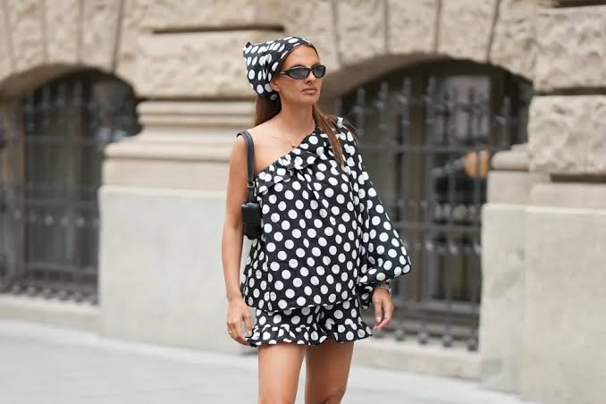 Lo Último en Moda 2026: Colores, Estilo y Sostenibilidad