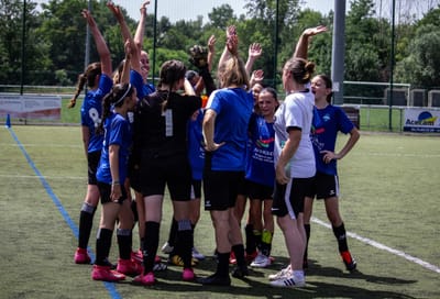 FÉMININES image