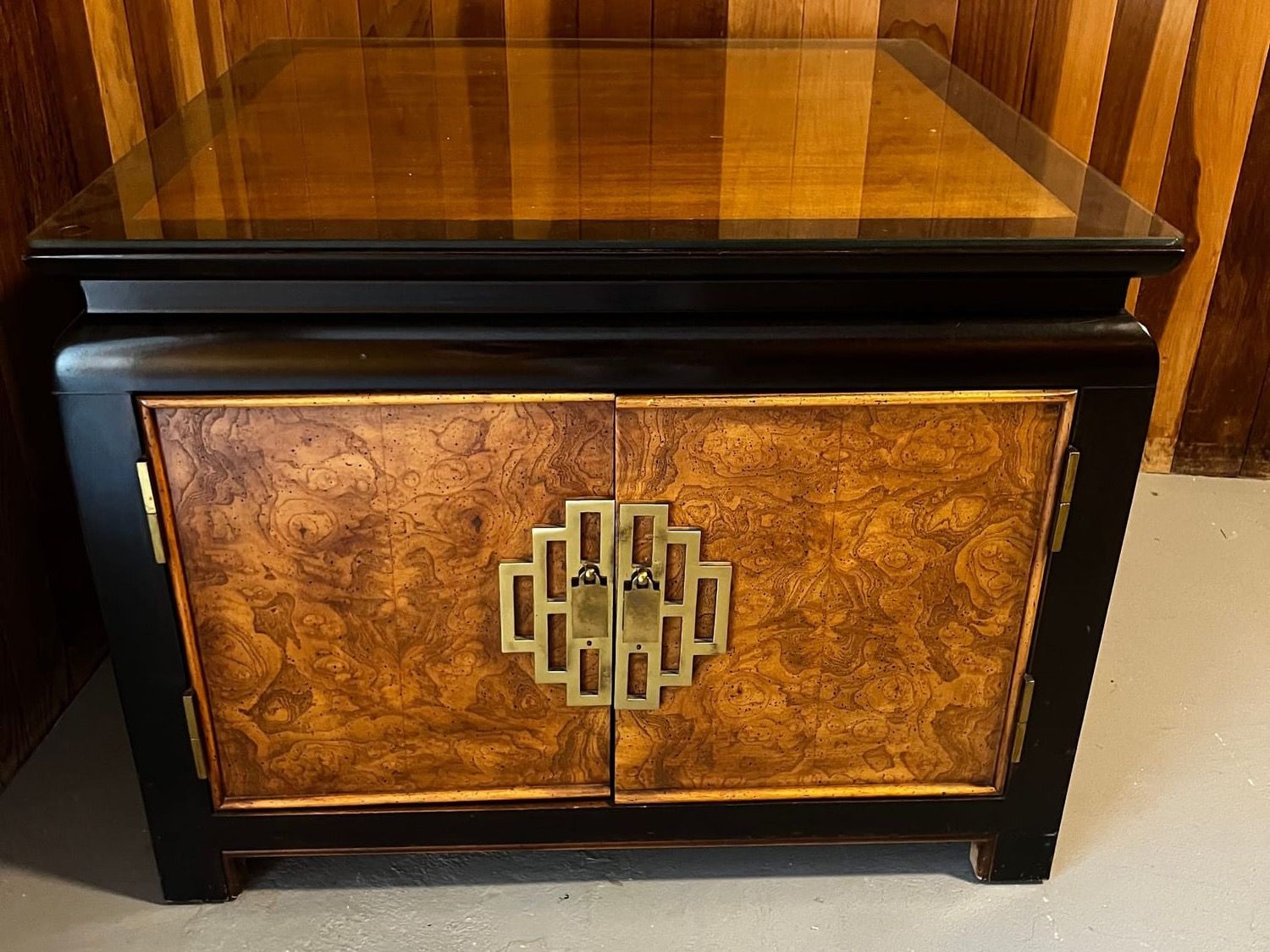 Century Furniture “Chin Hua” Asian-Inspired Square Table – Michael Taylor Design, Vintage Elegance