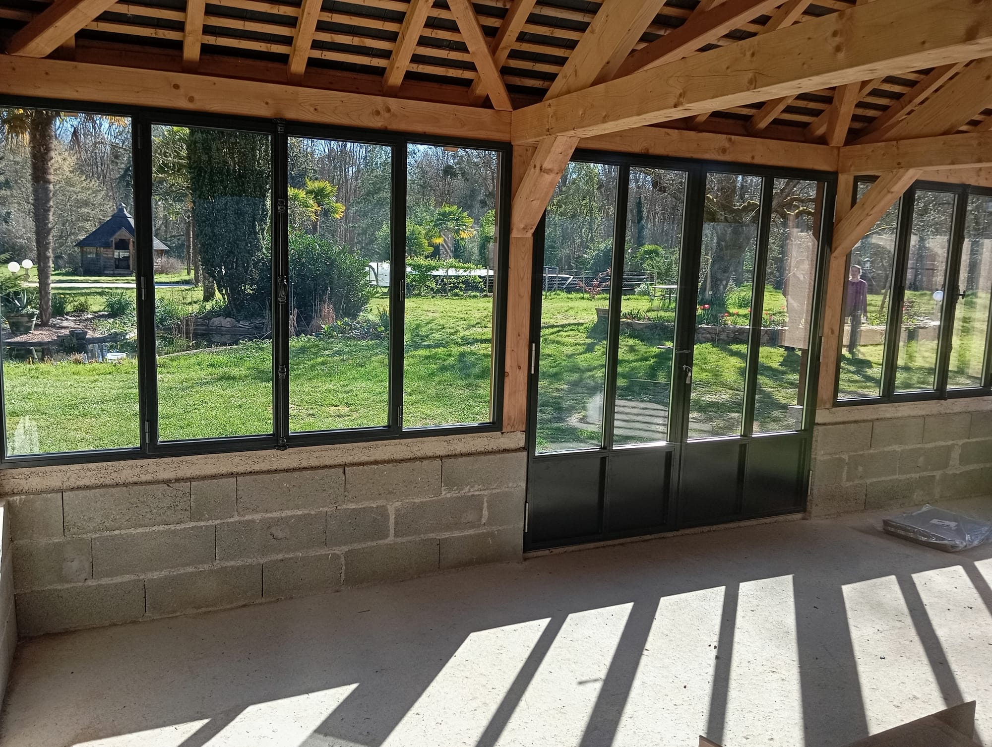 Menuiserie acier à rupture de pont thermique