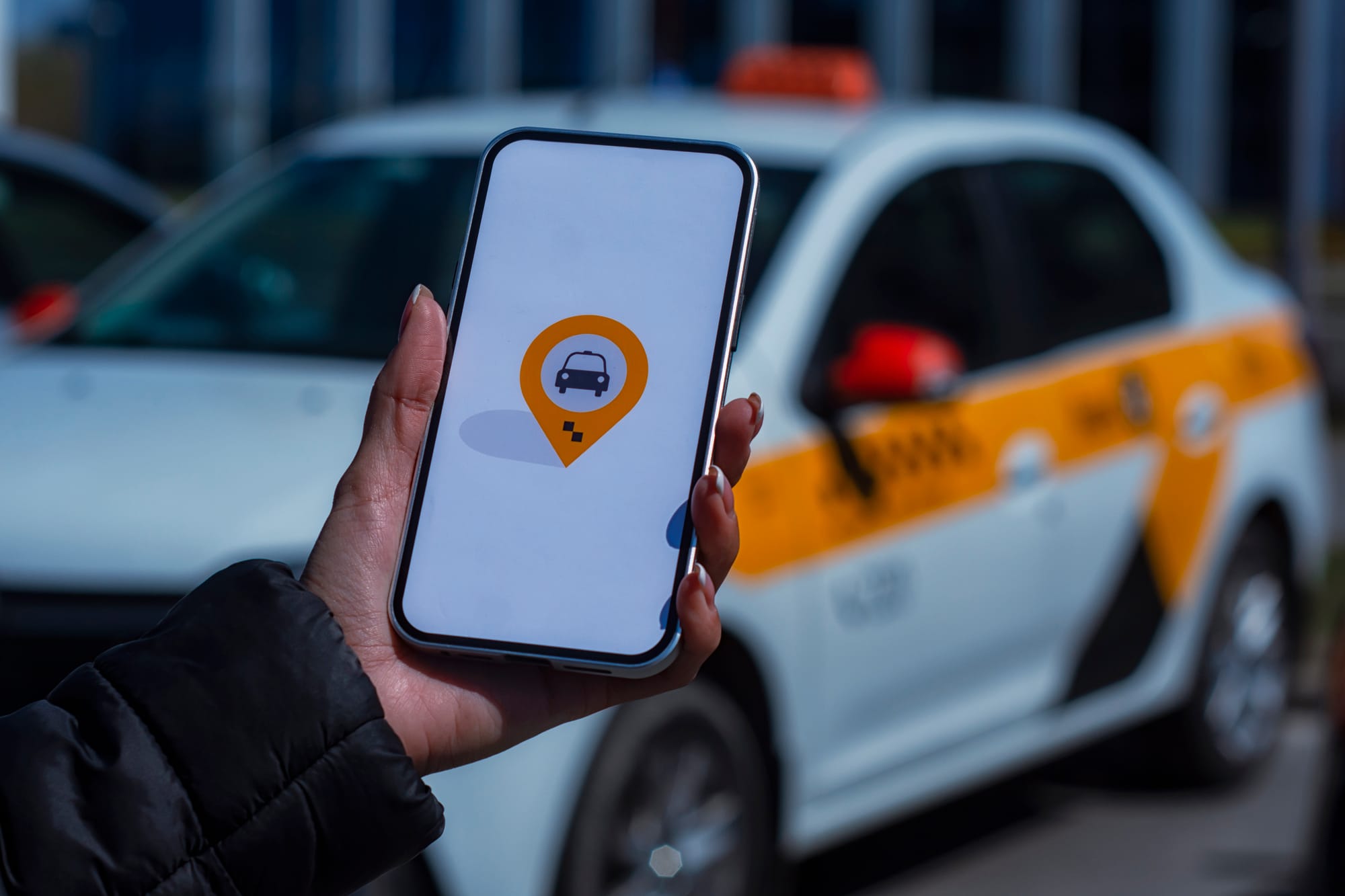 Les 10 erreurs à éviter avant une réservation taxi en Maurienne