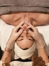 Sculpting face lifting intra -buccal