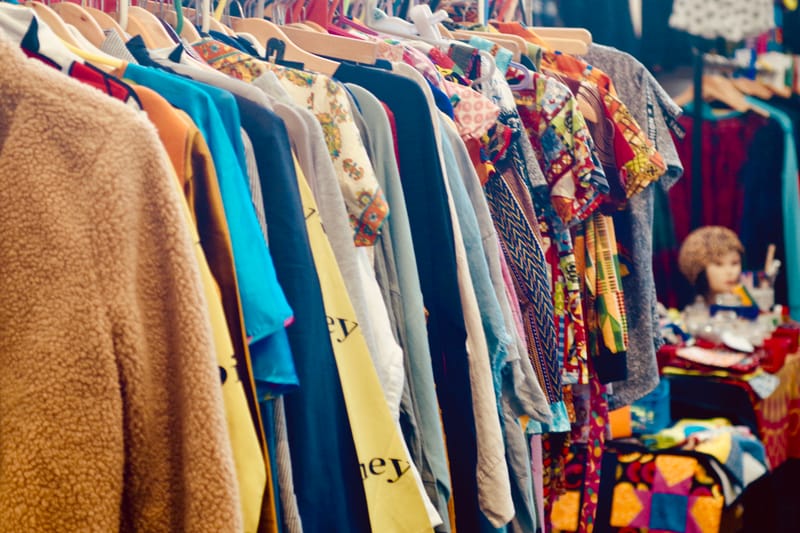 شراء وبيع الأثاث المستعمل