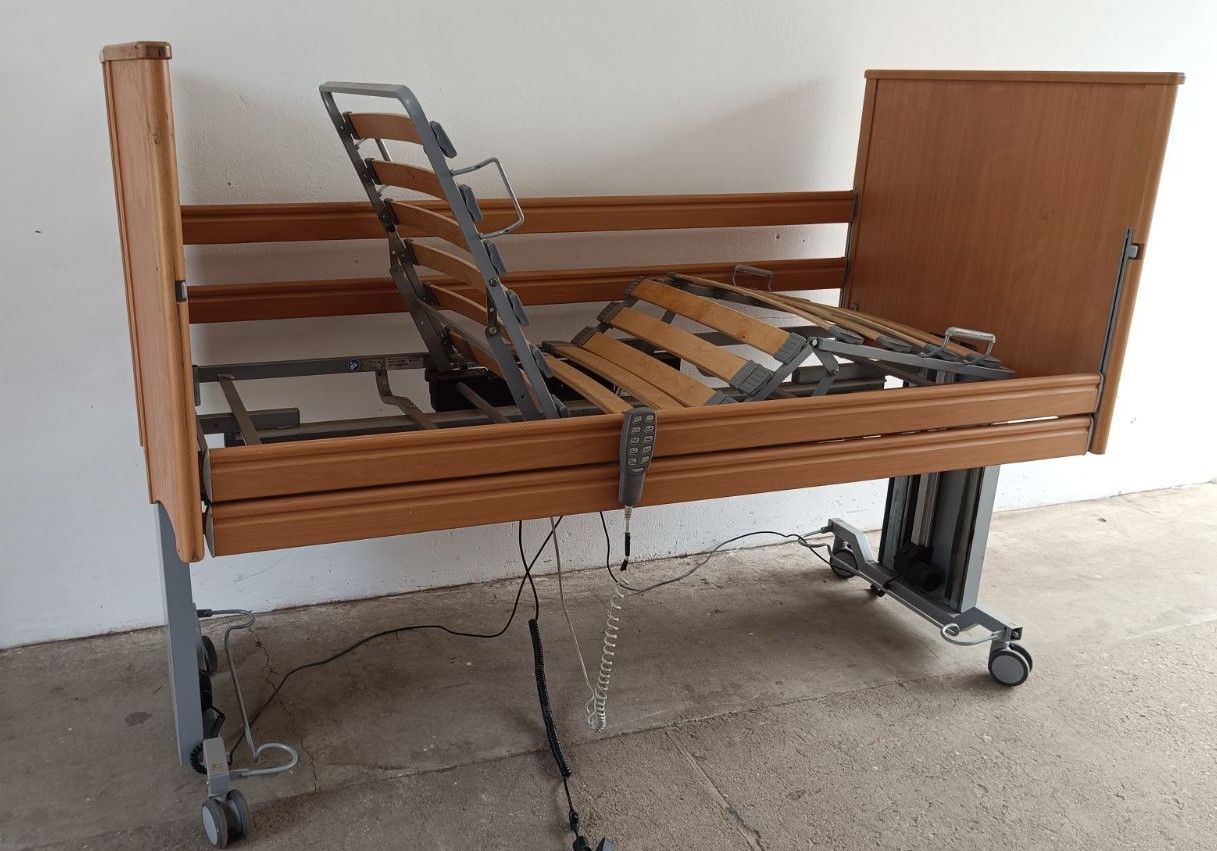 Modern Ancona Elektromos betegágy + Kapaszkodó - 5 funkciós Kód: 13.