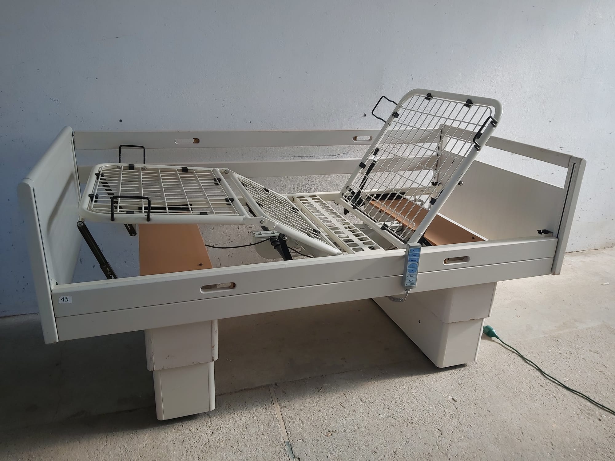 Elektromos betegágy - 5 funkciós - Kód: 15.