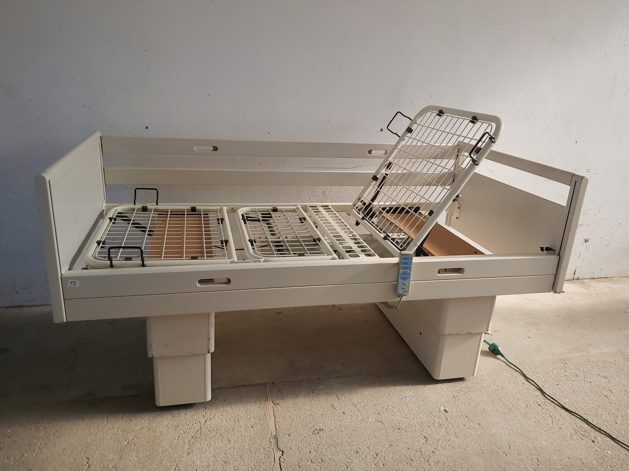 Elektromos betegágy - 5 funkciós - Kód: 15.