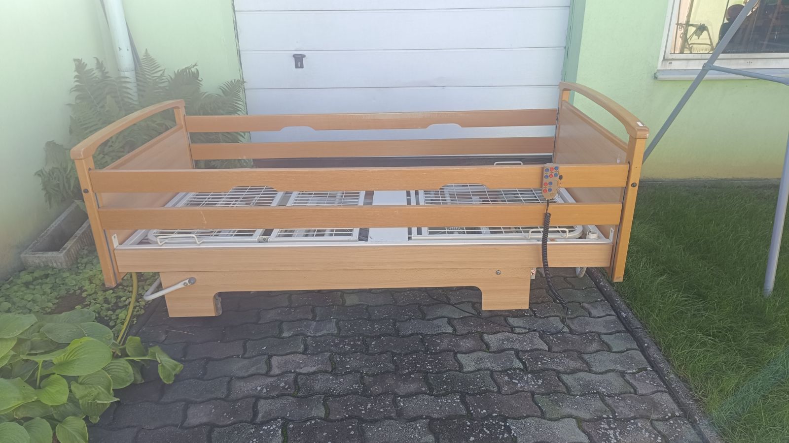 Elektromos betegágy - 3 funkciós - oldalrácsokkal Kód: 9