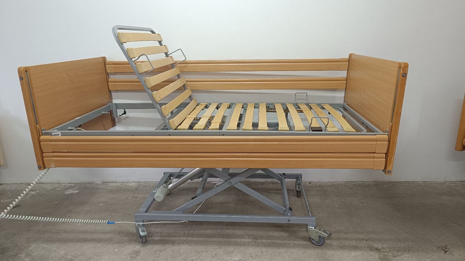 Elektromos betegágy - 3 funkciós - Szétszedhető Kód: 10.