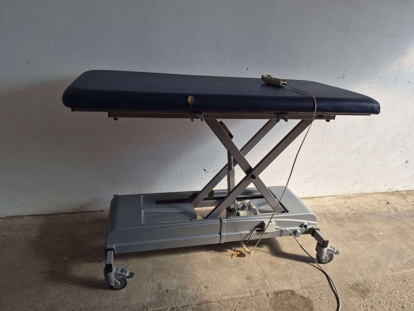Beka Hospitec Elektromos kezelőágy