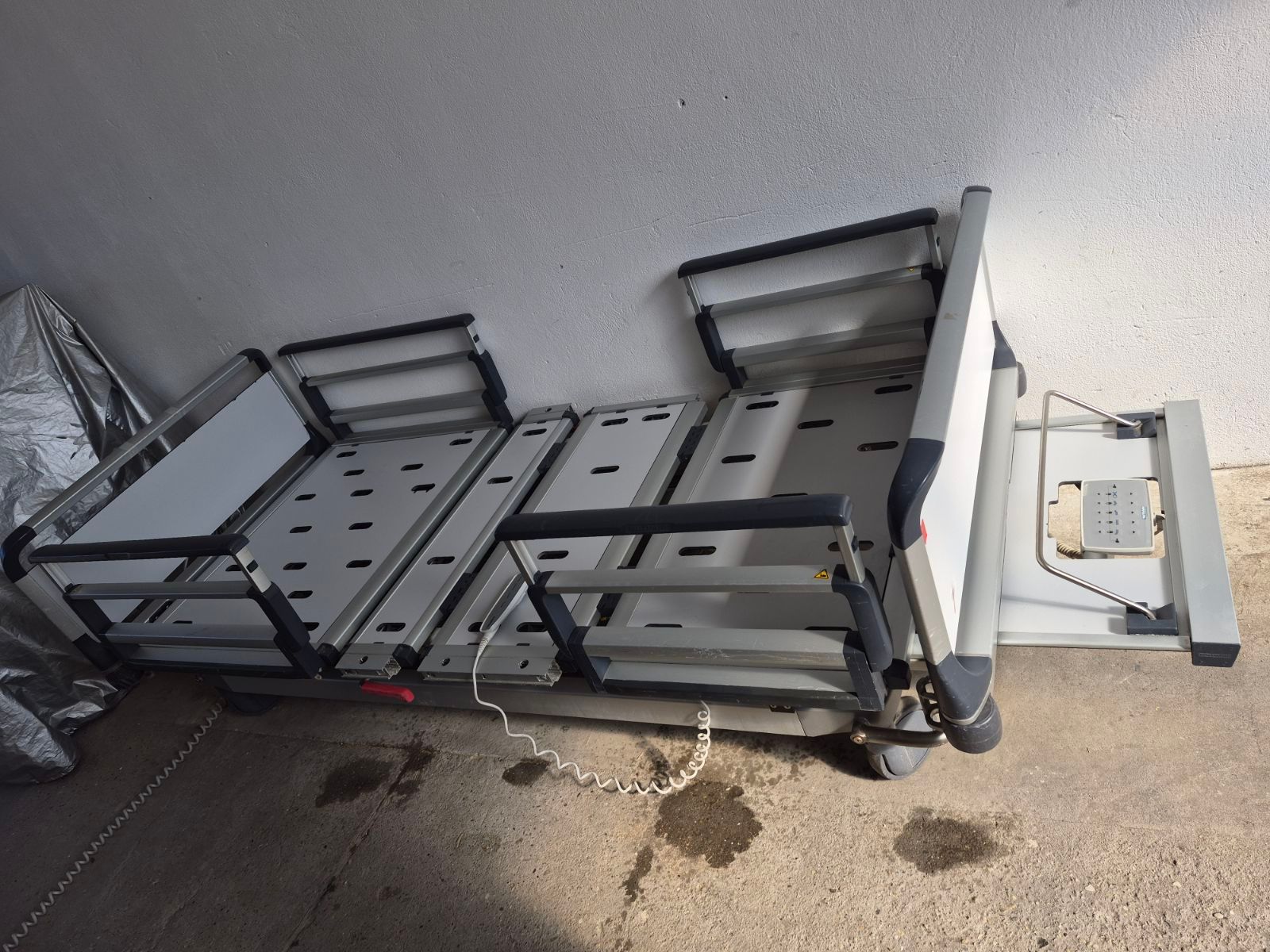 Elektromos betegágy Tautmann intenzív ágy - 5 funkciós - osztott oldalrácsokkal - Kód: 15.