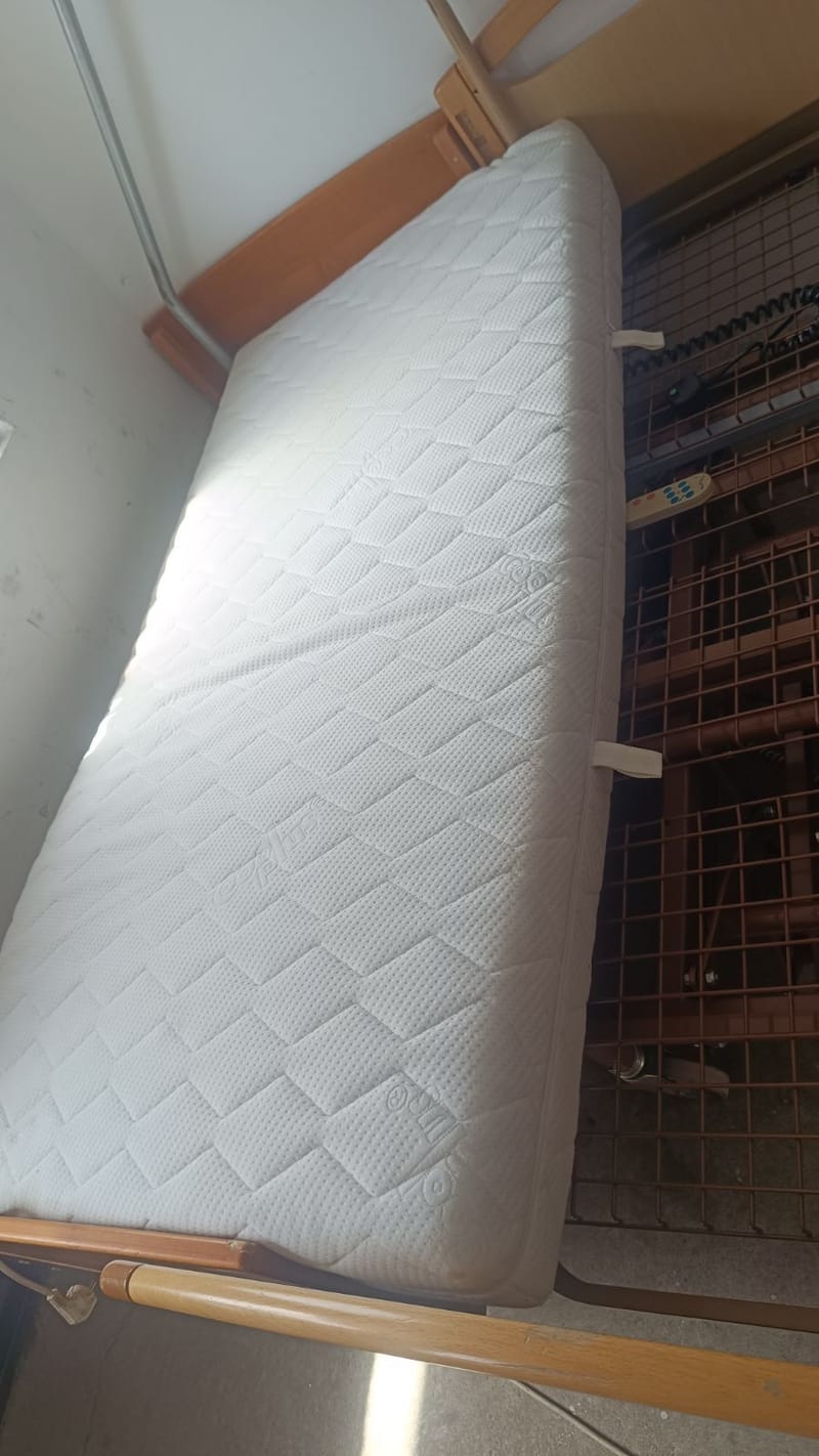 Ápolási szivacs matrac pamut huzatban betegágyhoz - 100x200cm