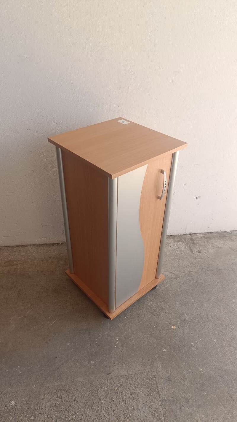 Éjjeliszekrény - betegágy mellé 86cm - 3.