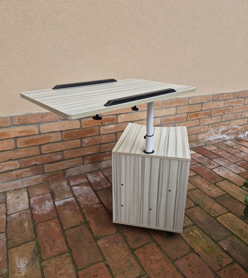 Új Éjjeliszekrény betegágy mellé - kihajtható asztallappal