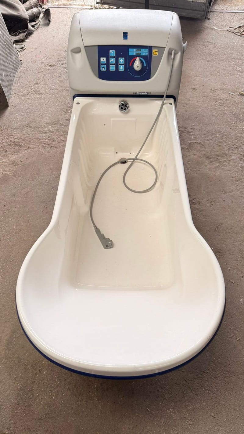 ARJO Rhapsody hydromasszázs rehabilitációs kád