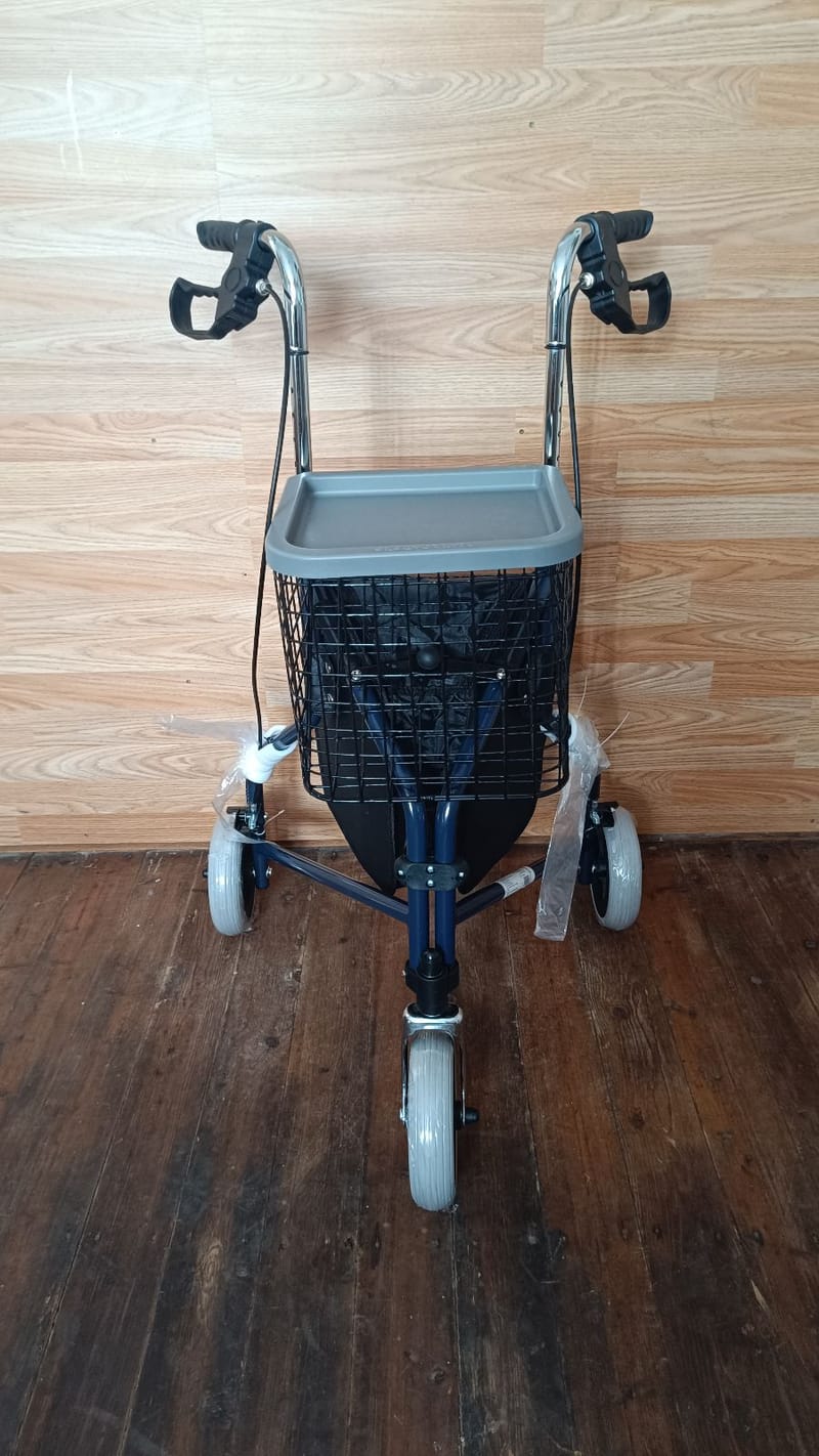 ÚJ Medical Actimo Delta Rollátor gurulós járókeret - összecsukható