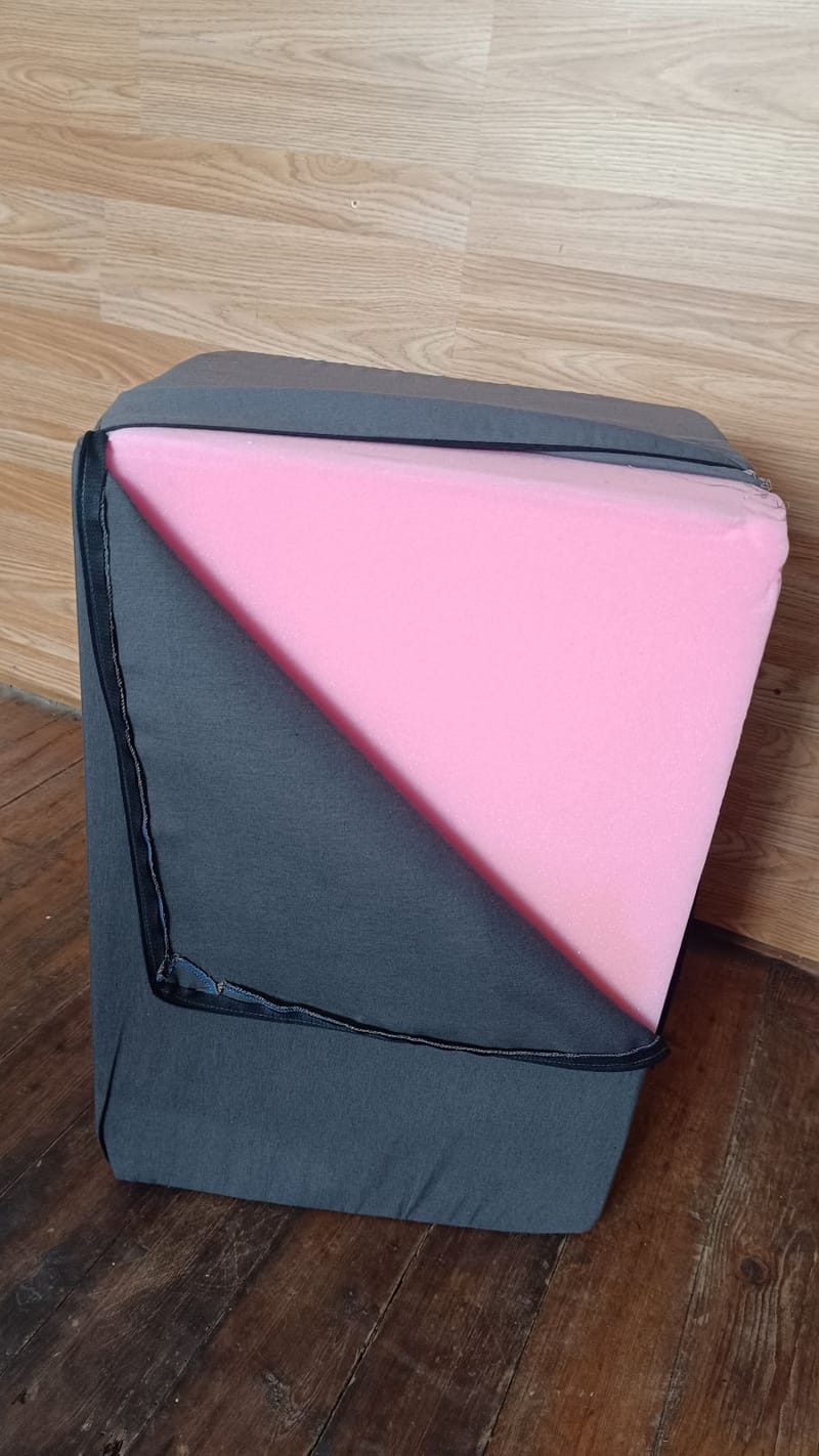 ÚJ rehabilitációs kocka szivacs párna - 60x39x30cm - masszázs / gyógytorna