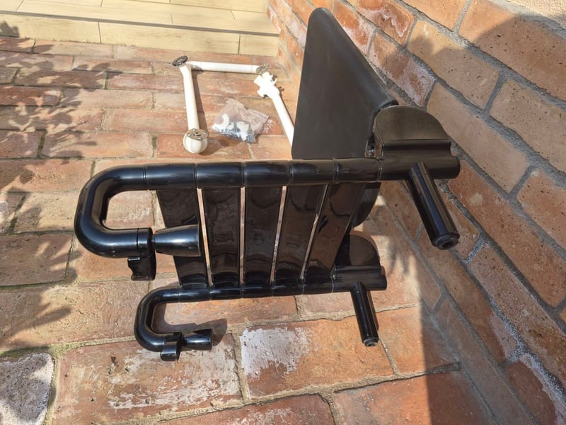 Fali kapaszkodó falra szerelhető fürdetőszékkel