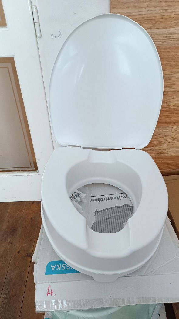 Új Russka WC ülőke magasító - 10cm - 4.