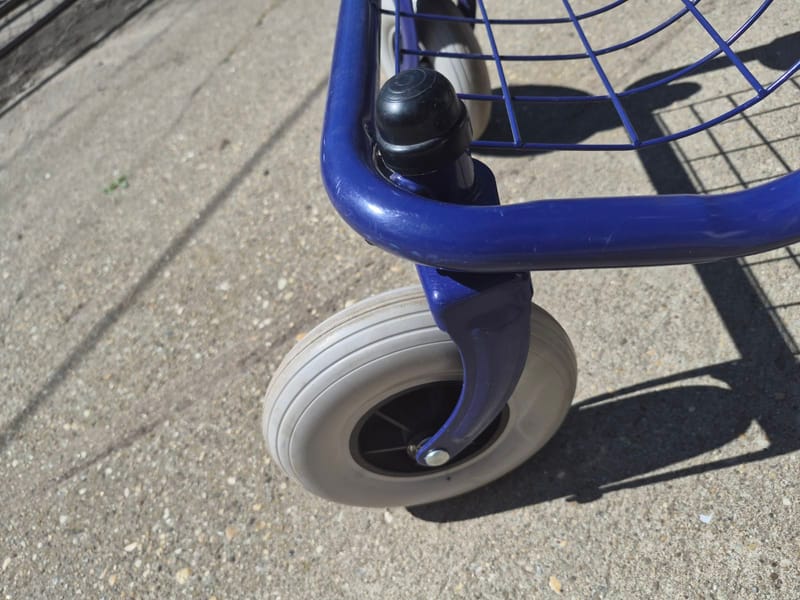 Gurulós járókeret - összecsukható - 8.