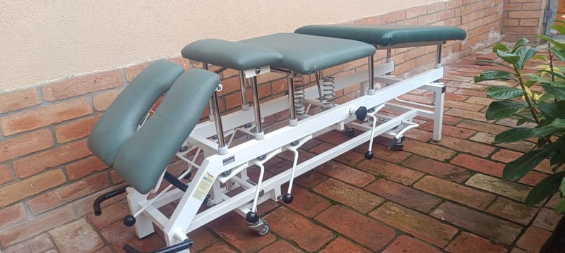 Rezila kiropraktőr kiropraktikai csontkovács ágy kezelőágy