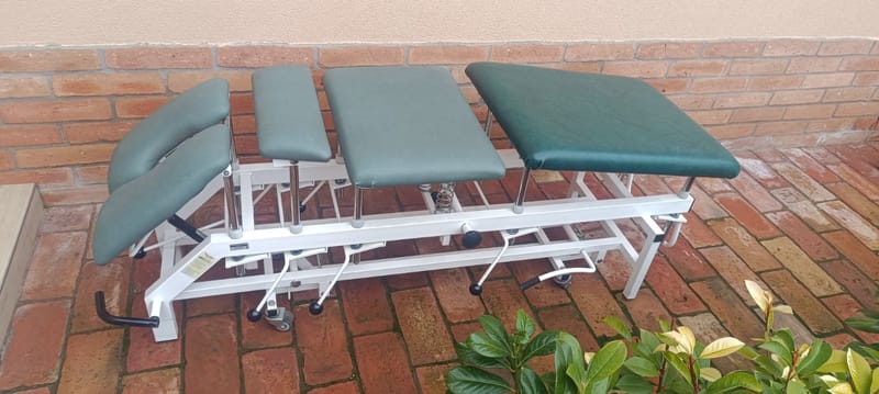 Rezila kiropraktőr kiropraktikai csontkovács ágy kezelőágy