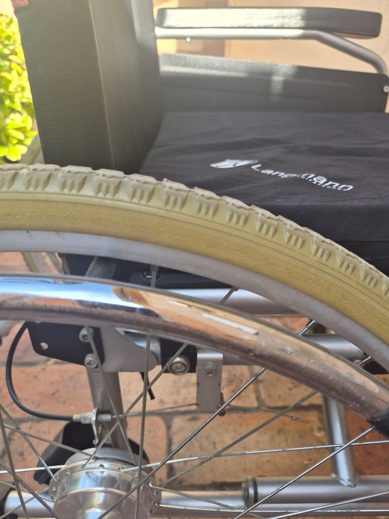 Dietz kerekesszék tolókocsi - Lábtartó nélkül! - 43cm - 3.