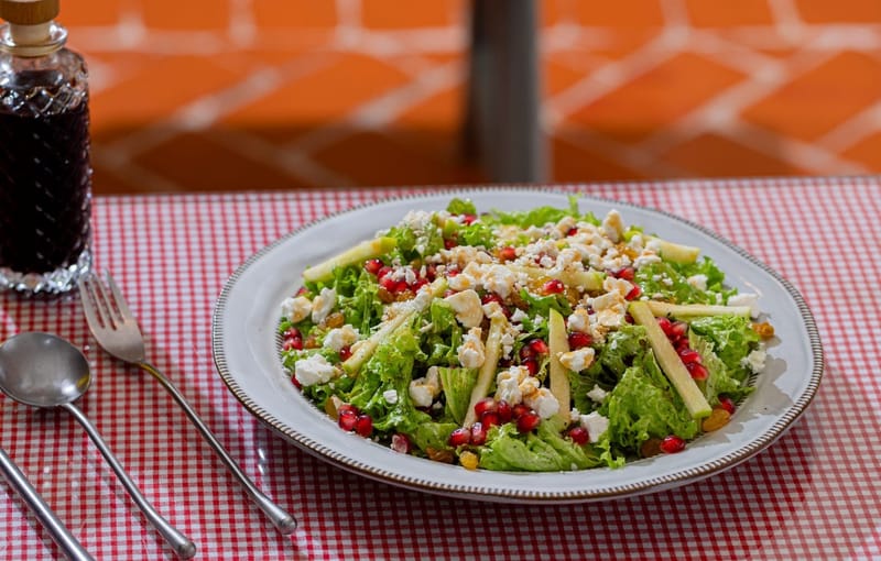 Goat Cheese Salad -سلطة جبنة الماعز