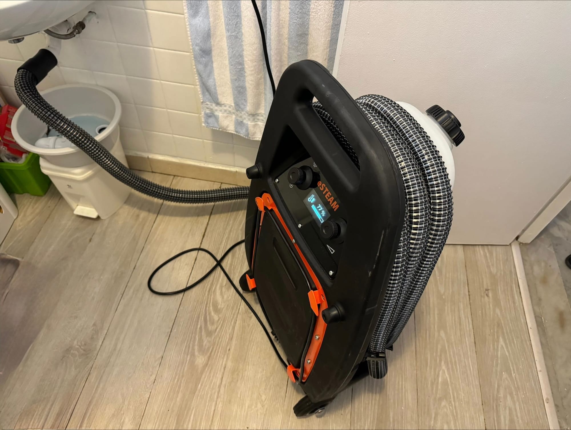 Le test au fumigène : une méthode efficace pour détecter les fuites