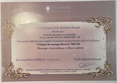 LES MASSAGES AYURVÉDIQUE ET SUÉDOIS