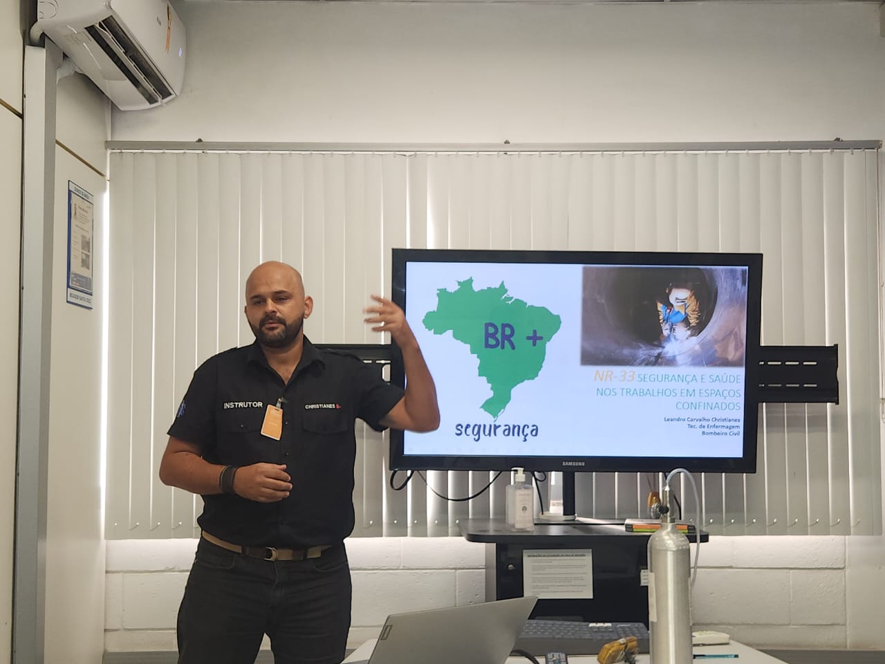 Treinamento Teórico e Prático