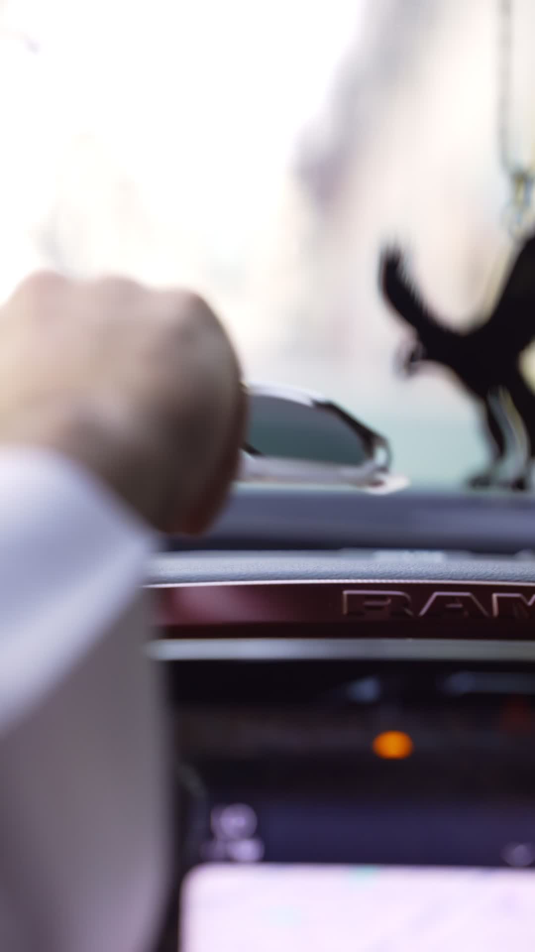 Sunglasses & Eyewear Store