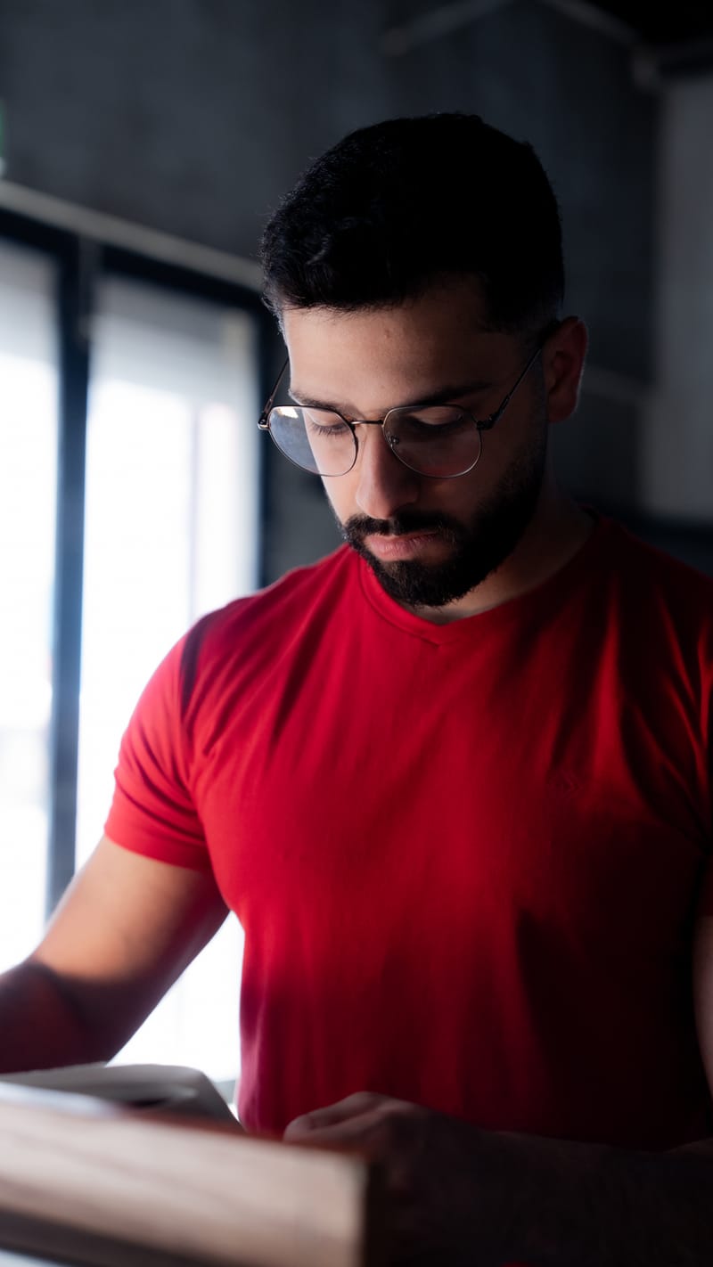 Sunglasses & Eyewear Store